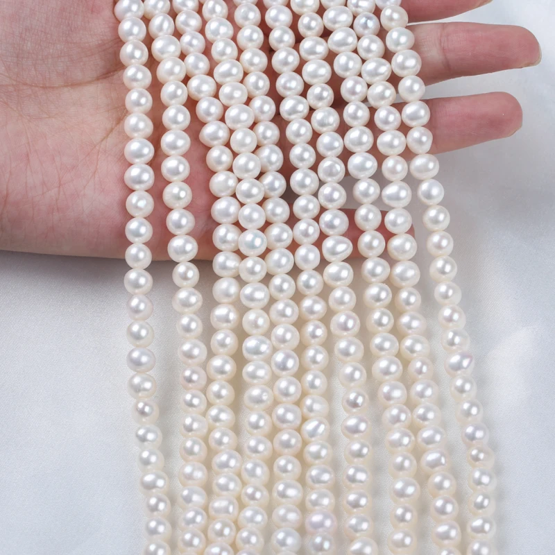 Natural Pearls Wholesale Gray Color 6-7mm Potato Shape Freshwater Pearl Strand
Natural Pearls Wholesale Gray Color 6-7mm Potato Shape Freshwater Pearl Strand