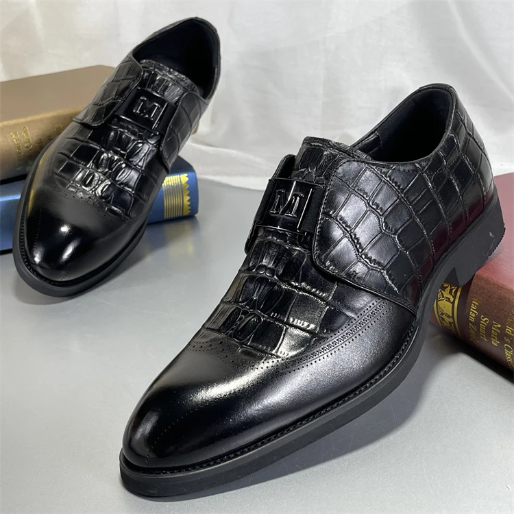 Busin Formal Crocodile Pattern Leather oes Soft Bot Low Cut arp Toe Briti Sle Work Wedding oes Men's Loers
Busin Formal Crocodile Pattern Leather oes Soft Bot Low Cut arp Toe Briti Sle Work Wedding oes Men's Loers