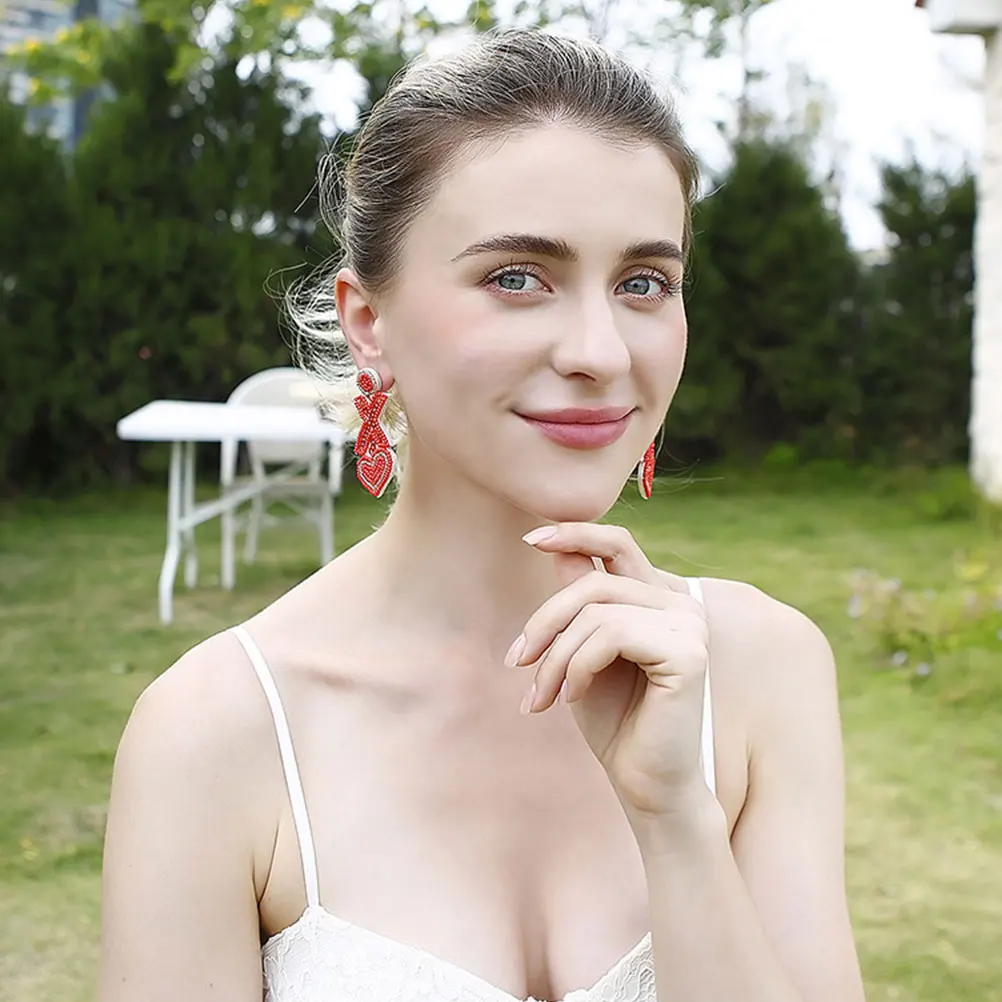 Red Beaded Heart Earrings Vintage Style Valentine's Day Jewelry Lightweight Drop Earrings for Women Girls
Red Beaded Heart Earrings Vintage Style Valentine's Day Jewelry Lightweight Drop Earrings for Women Girls