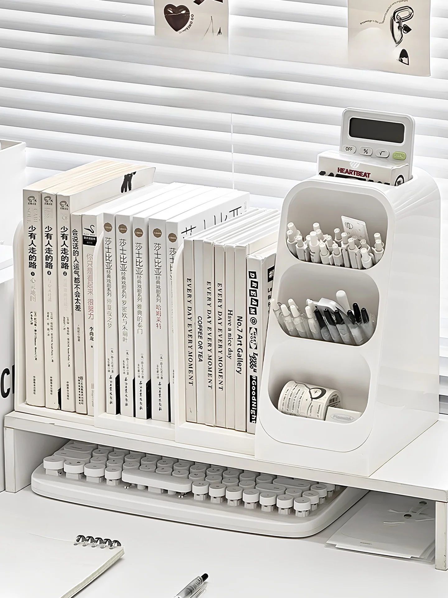 Большой настольный органайзер для книг и канцелярии, многофункциональный держатель для ручек, пластиковый прямоугольный контейнер для офиса
Большой настольный органайзер для книг и канцелярии, многофункциональный держатель для ручек, пластиковый прямоугольный контейнер для офиса