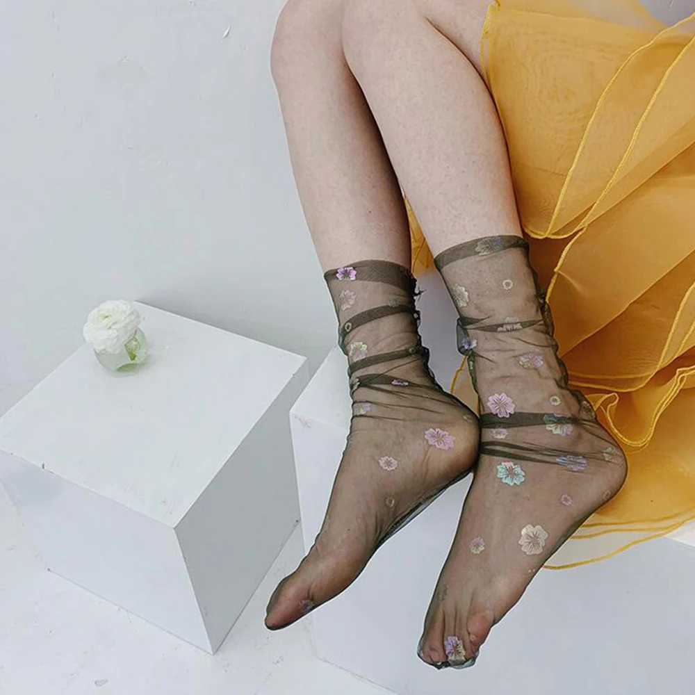 Women Ultra-thin Flower Shine Female Chiffon Tulle Socks Nylon Hosiery Mesh Socks
Women Ultra-thin Flower Shine Female Chiffon Tulle Socks Nylon Hosiery Mesh Socks