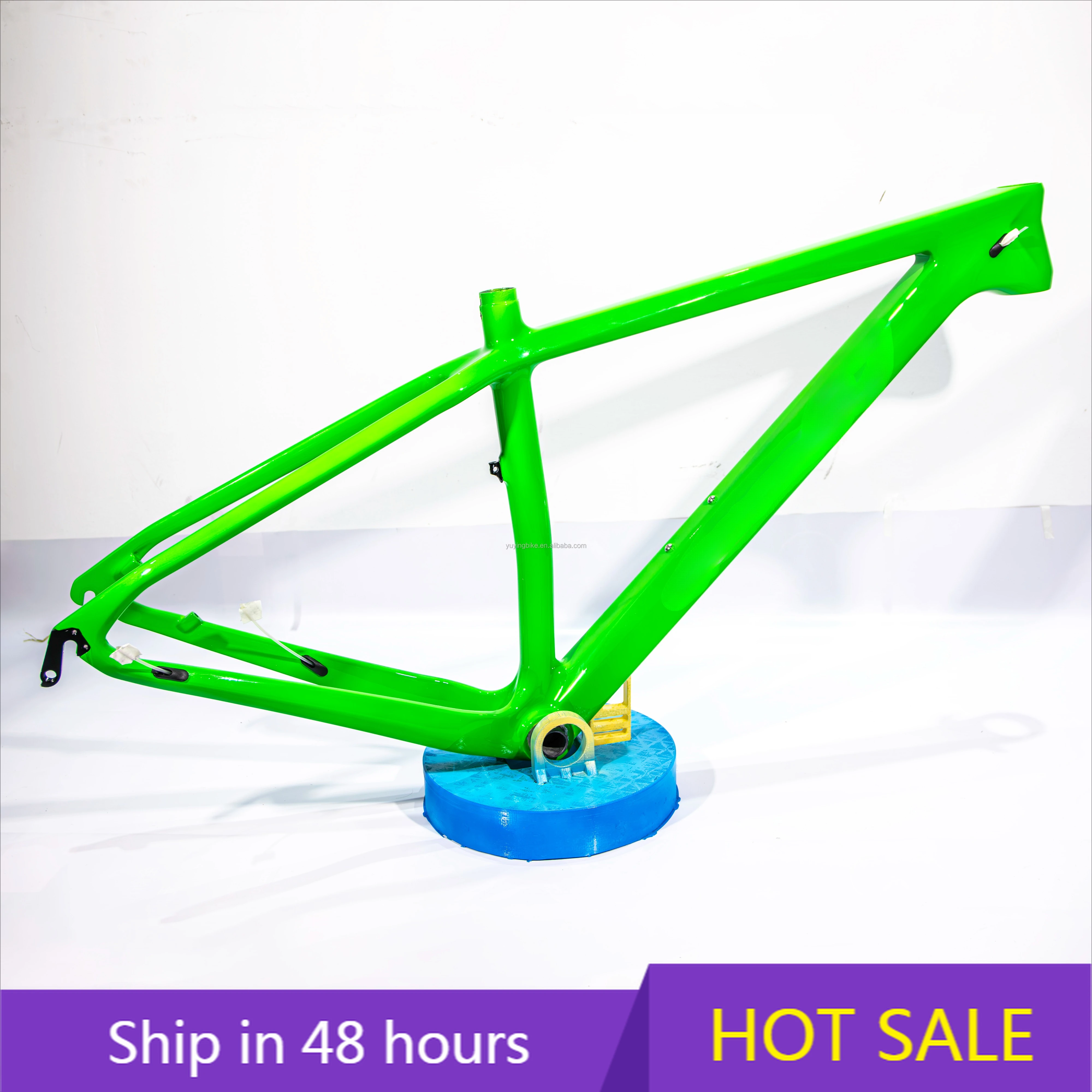 YTYIN OEM ODM Logo Настроить раму велосипеда из углеродного волокна 2,35 Дисковый тормоз с толстыми шинами Быстросъемная внедорожная горная карбоновая рама
YTYIN OEM ODM Logo Настроить раму велосипеда из углеродного волокна 2,35 Дисковый тормоз с толстыми шинами Быстросъемная внедорожная горная карбоновая рама