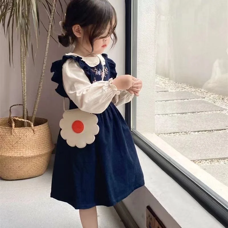Kids Christmas Sweet Dress Suits Girls Baby Shirt Coats Suspender Dress Outfits Princess Clothes Sets New 2024
Kids Christmas Sweet Dress Suits Girls Baby Shirt Coats Suspender Dress Outfits Princess Clothes Sets New 2024