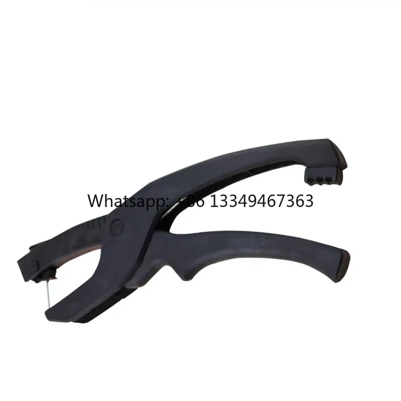 Hot Selling New Condition Plastic Animal Ear Tag Applicator Farm Equipment Livestock Tools for Cattle factory 
Hot Selling New Condition Plastic Animal Ear Tag Applicator Farm Equipment Livestock Tools for Cattle factory