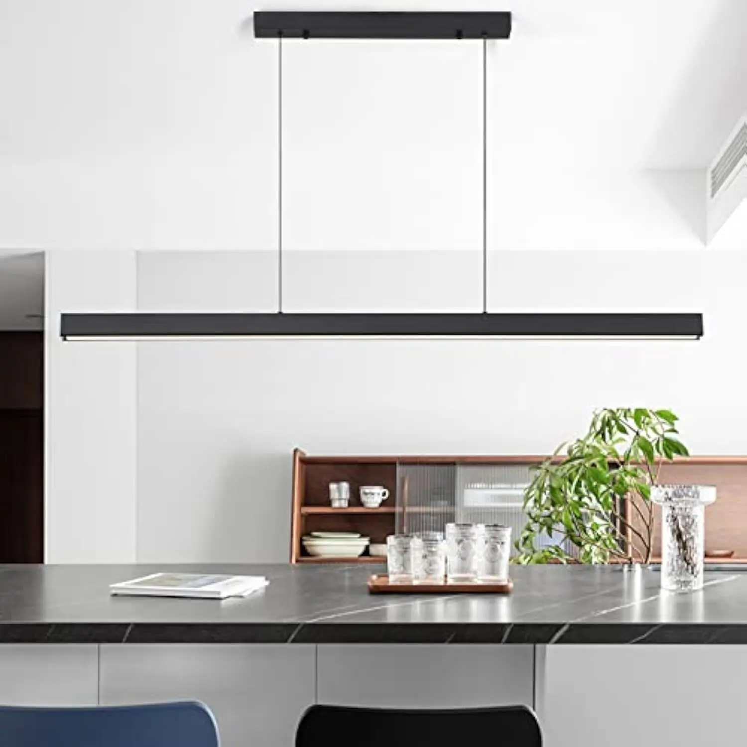47" LED Linear Pendant Light Fixtures, 25W Dimmable Pool Table Light with Remote, Modern Island Lights for Kitchen Dining Room
47" LED Linear Pendant Light Fixtures, 25W Dimmable Pool Table Light with Remote, Modern Island Lights for Kitchen Dining Room