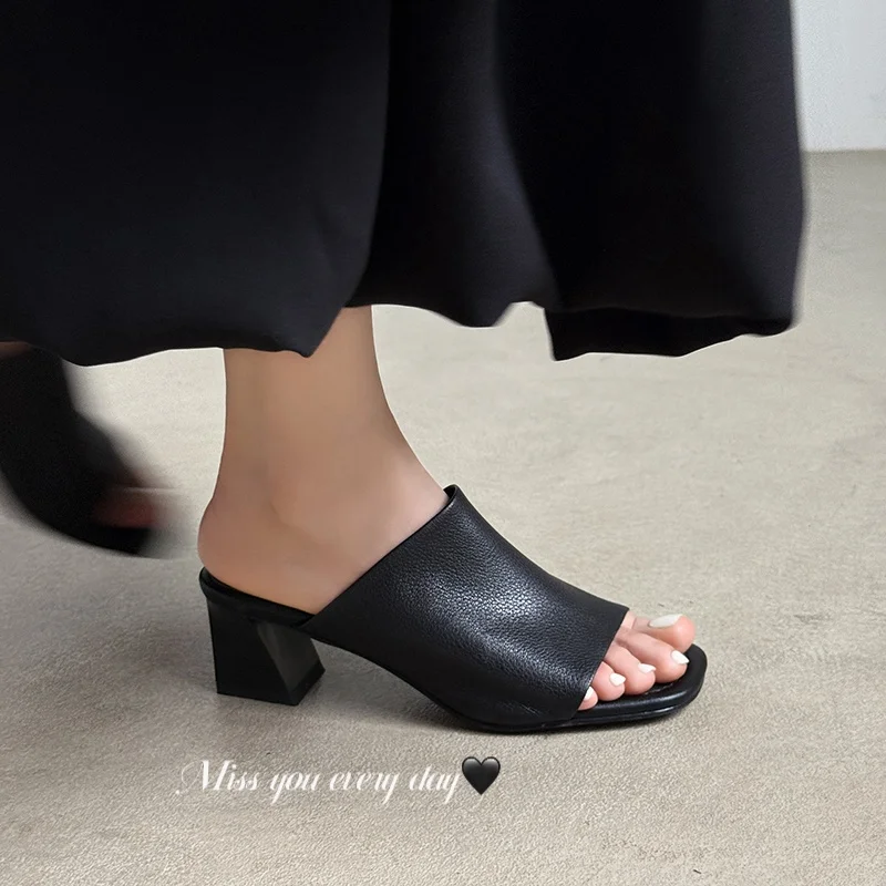 2026 new summer women sandals natural leather 22-25cm sheepskin+pigskin buckle mules thick heel women shoes slip-on fashion
2026 new summer women sandals natural leather 22-25cm sheepskin+pigskin buckle mules thick heel women shoes slip-on fashion