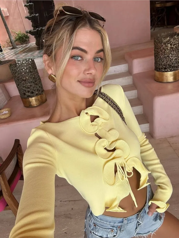 New Fall Winter Casual Women Ruffle Trim Long Sleeve Knitted Cardigan, Trendy Slim Tie Front Cropped Sweater Tops, Y2k Outfits
New Fall Winter Casual Women Ruffle Trim Long Sleeve Knitted Cardigan, Trendy Slim Tie Front Cropped Sweater Tops, Y2k Outfits