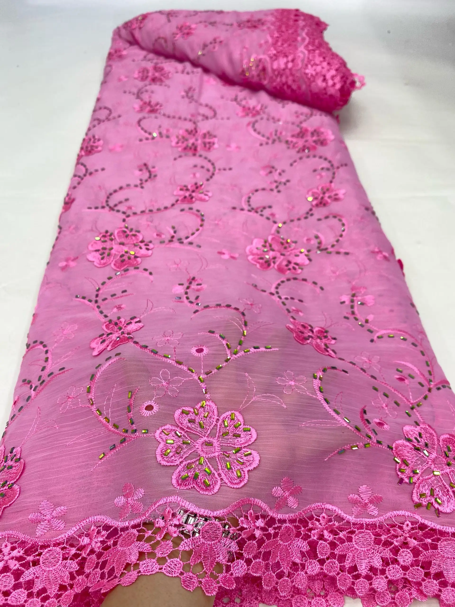 Новинка: розовое африканское кружево с камнями, 2026, высококачественное французское гипюровое кружево для женских вечерних платьев, DP26111
Новинка: розовое африканское кружево с камнями, 2026, высококачественное французское гипюровое кружево для женских вечерних платьев, DP26111