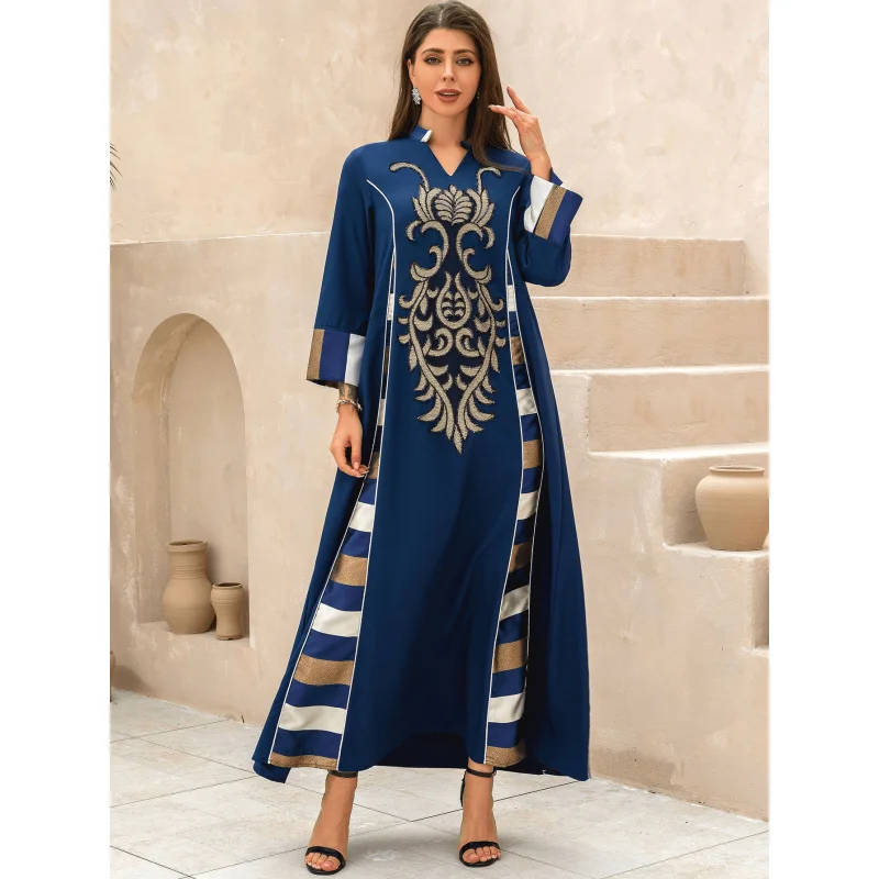 2025 Middle Eastern Clothing Sequin Embroidery Patchwork Stripes abaya Muslim robe W001
2025 Middle Eastern Clothing Sequin Embroidery Patchwork Stripes abaya Muslim robe W001