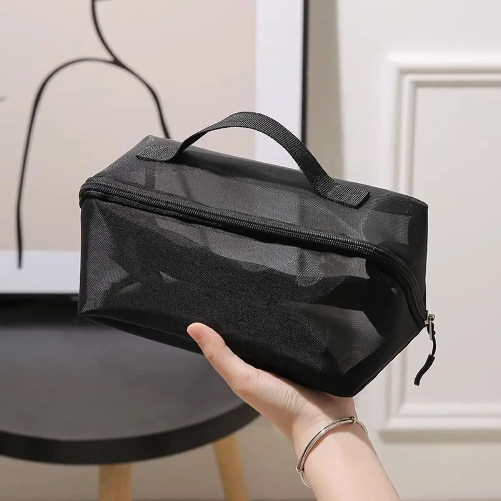 Portable New Makeup Bag Multi-Functional Large-Capacity Cosmetics Storage Box Handle Professional Storage Organizer Outdoor
Portable New Makeup Bag Multi-Functional Large-Capacity Cosmetics Storage Box Handle Professional Storage Organizer Outdoor