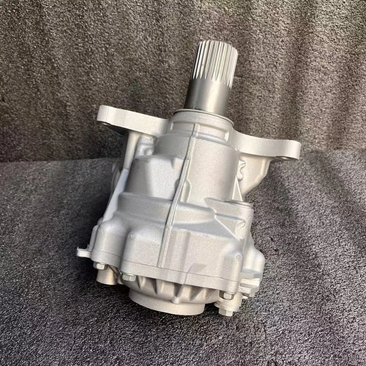 Applicable For MINI R60 R61 4X4 PTO Transfer Case Assembly 27109811709 27109811688 Motor Housing Mini4wd Minitractor Tb 03s Mini
Applicable For MINI R60 R61 4X4 PTO Transfer Case Assembly 27109811709 27109811688 Motor Housing Mini4wd Minitractor Tb 03s Mini