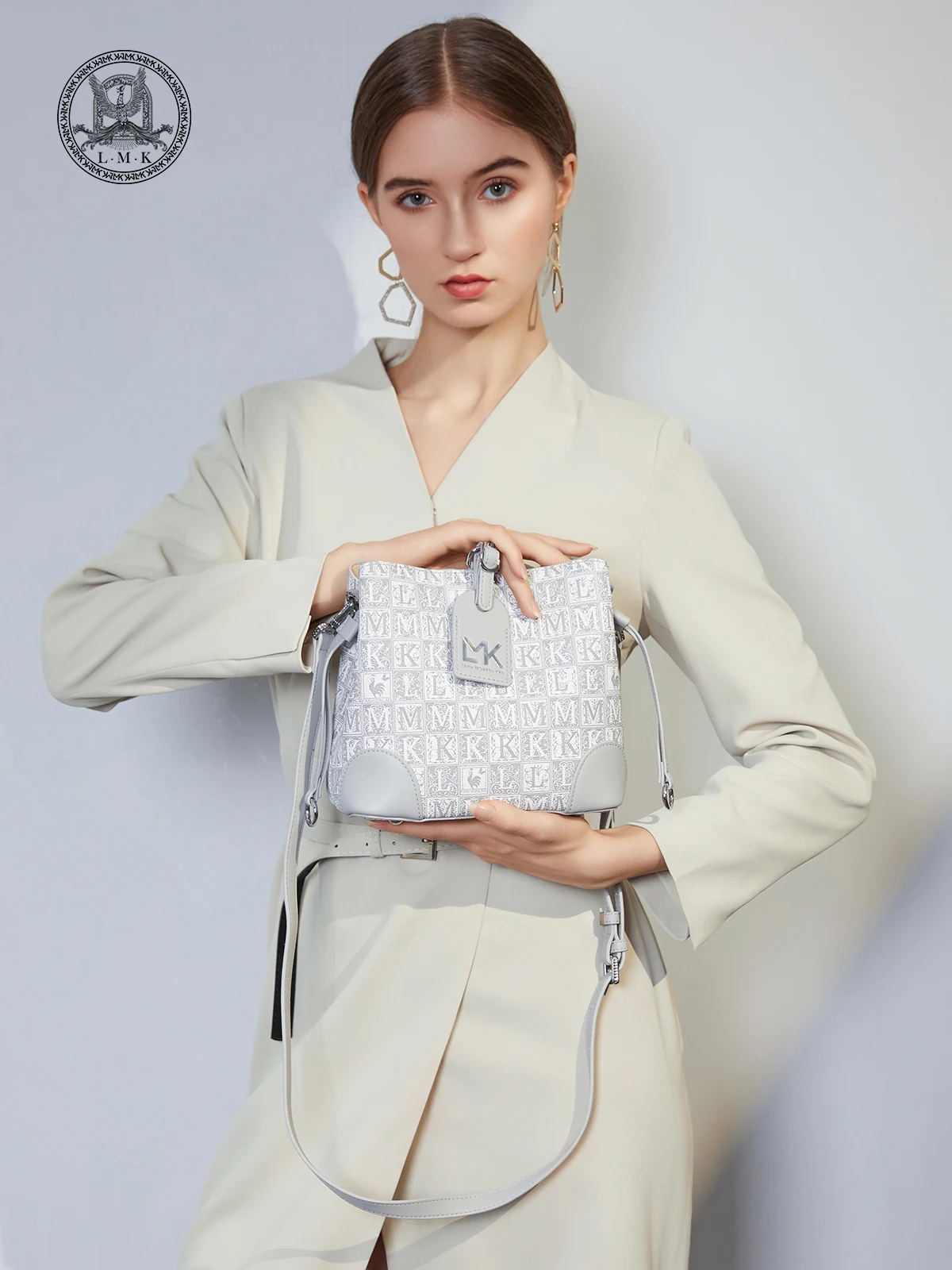 LMK women's commuter bucket bags, women's messenger bags, purses and handbags designer bags
LMK women's commuter bucket bags, women's messenger bags, purses and handbags designer bags
