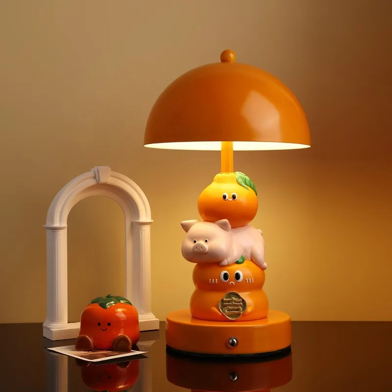 Новый подарочный набор: настольная лампа из смолы – современный минималистичный дизайн, подходит для различных случаев.
Новый подарочный набор: настольная лампа из смолы – современный минималистичный дизайн, подходит для различных случаев.