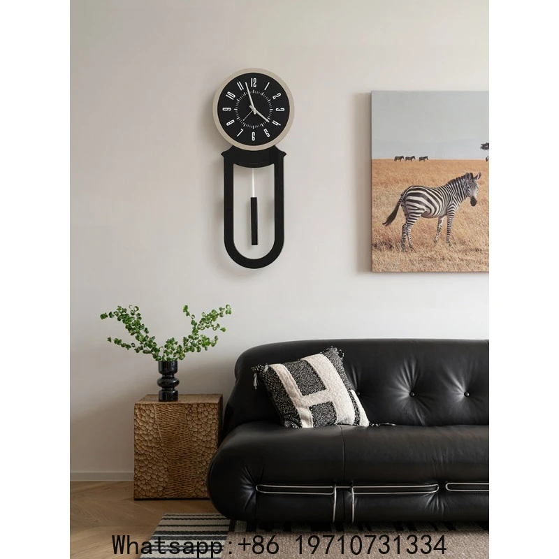 Light Luxury Wall Clock Living Room Home High-end Atmosphere
Light Luxury Wall Clock Living Room Home High-end Atmosphere