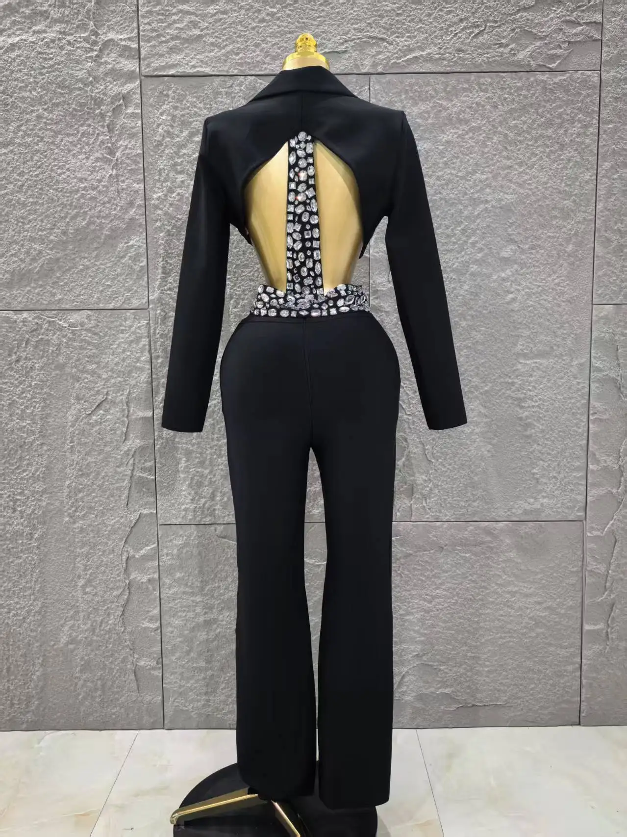 Glamorous Black White Long Sleeve Sexy V-Neck Shinning Crystal 2 Pieces Bodycon Bandage Set Celebrate Evening Party Women's Set
Glamorous Black White Long Sleeve Sexy V-Neck Shinning Crystal 2 Pieces Bodycon Bandage Set Celebrate Evening Party Women's Set