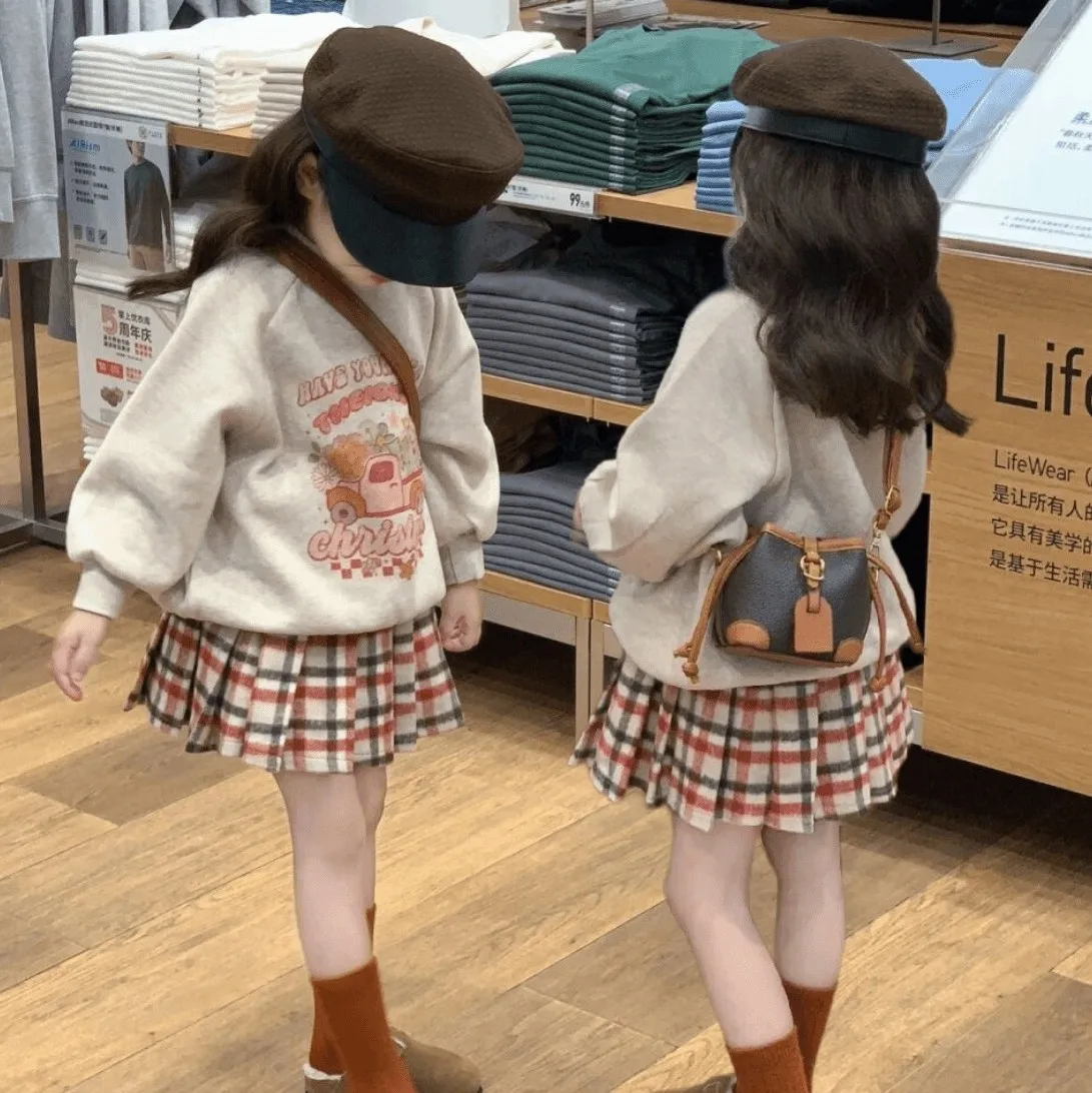 Girls Clothes Set Autumn/Winter Children's Printed Velvet Hoodie+Checkered pleated Skirt Half Skirt Two Piece Set
Girls Clothes Set Autumn/Winter Children's Printed Velvet Hoodie+Checkered pleated Skirt Half Skirt Two Piece Set