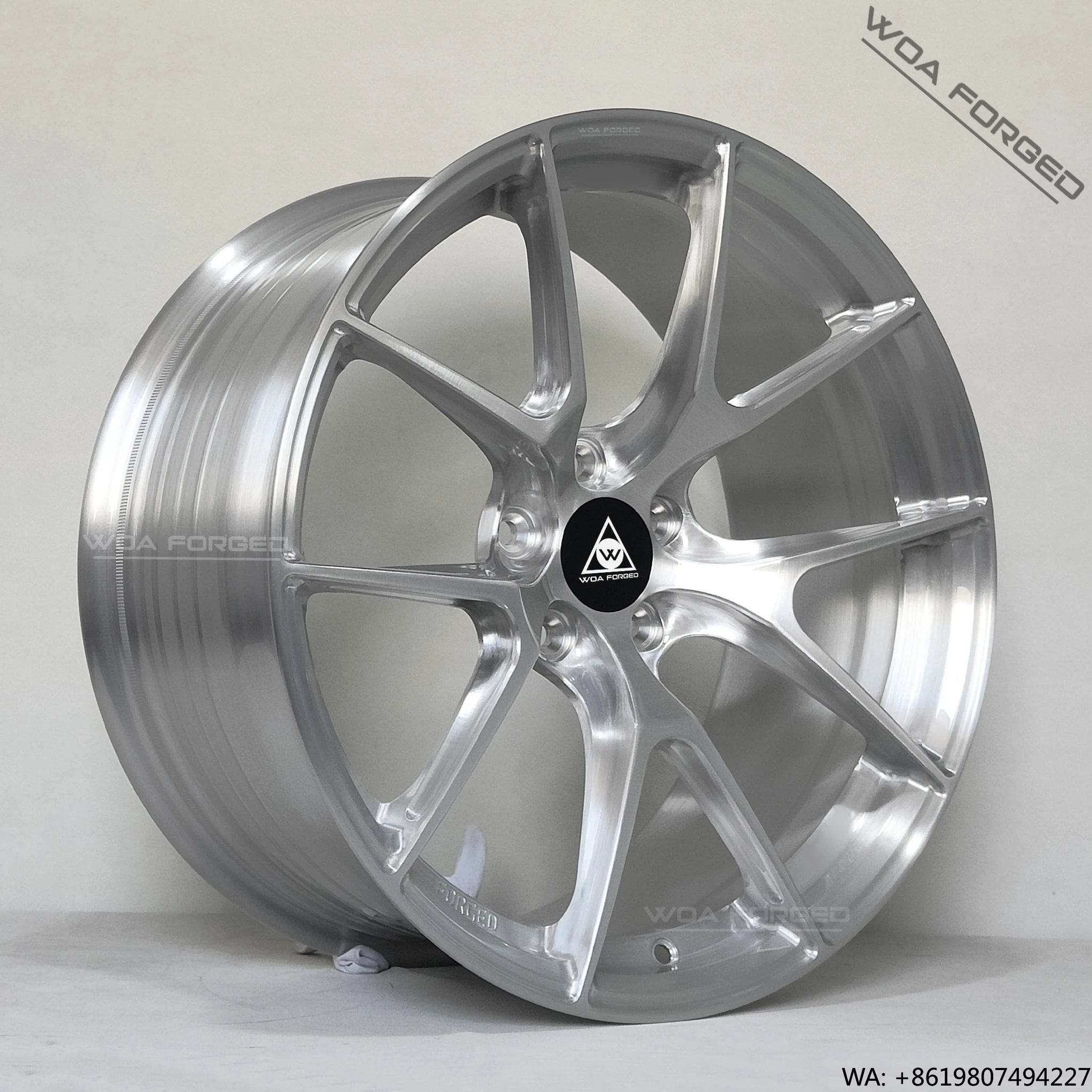 FORGED Light WeightVS-5RS Stylish Muscular Brushed Silver Wheels 18-22 Inch for Retrofit Upgrade Alloy Wheels for Cars
FORGED Light WeightVS-5RS Stylish Muscular Brushed Silver Wheels 18-22 Inch for Retrofit Upgrade Alloy Wheels for Cars