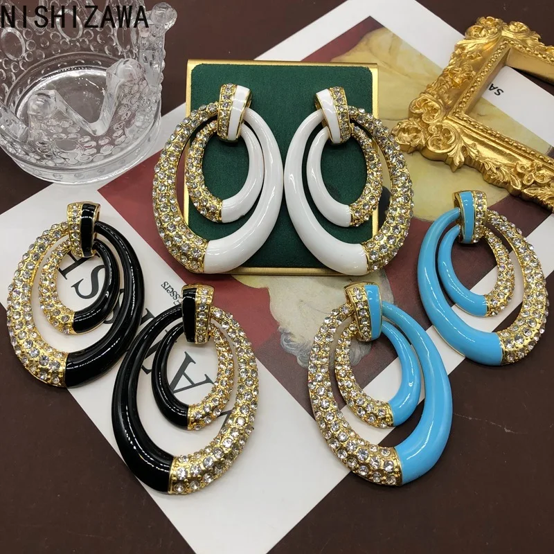 NISHIZAWA Women Earrings Geometric Hollow Out Contrast Color Vintage Elegant Jewelry Palace Style Luxury Pendientes Mujer
NISHIZAWA Women Earrings Geometric Hollow Out Contrast Color Vintage Elegant Jewelry Palace Style Luxury Pendientes Mujer