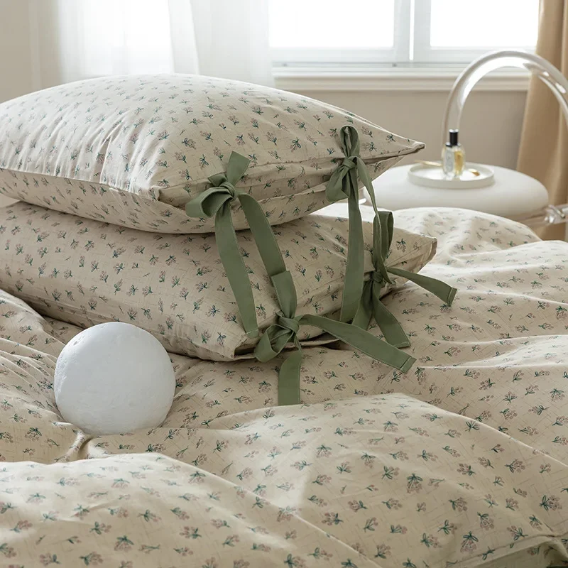 Xinjiang cotton~ cotton four-piece set, bedding, fairy bow tie, small fresh 100 pure cotton quilt cover, bed sheet three-piece
Xinjiang cotton~ cotton four-piece set, bedding, fairy bow tie, small fresh 100 pure cotton quilt cover, bed sheet three-piece