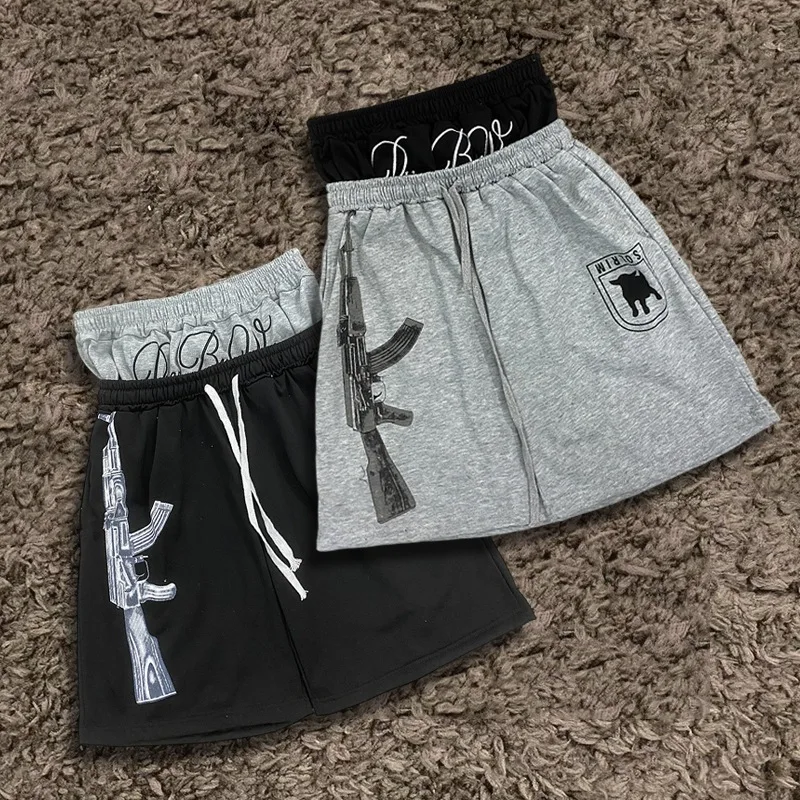 Y2K Summer Street Retro Hip Hop Embroidered Short Pants Fashion Loose Casual Fashion Gun Print Fake Two Pieces Women Men Shorts
Y2K Summer Street Retro Hip Hop Embroidered Short Pants Fashion Loose Casual Fashion Gun Print Fake Two Pieces Women Men Shorts