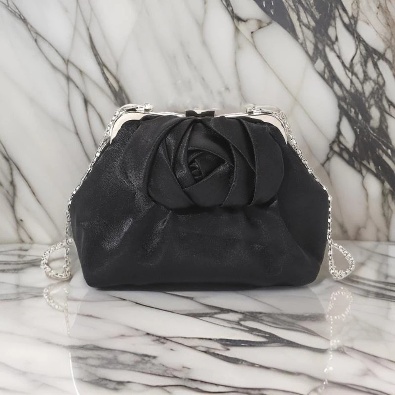 Fashion Accessory for Ladies Rose Clutch Handbag With Wristlet Shoulder Bag For Women's Elegant Evening Wear
Fashion Accessory for Ladies Rose Clutch Handbag With Wristlet Shoulder Bag For Women's Elegant Evening Wear