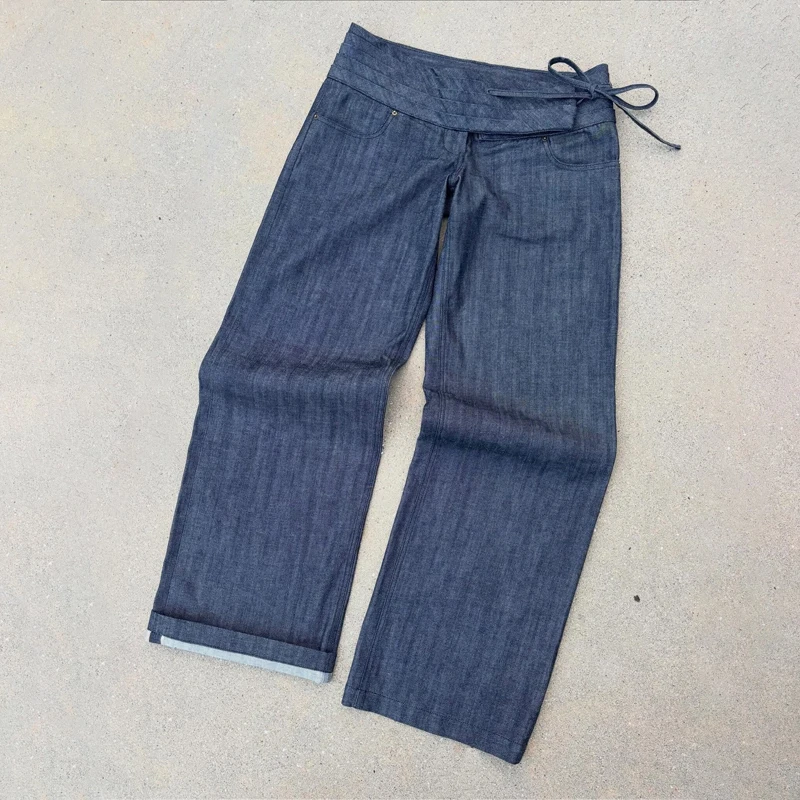 Harajuku Trendy Jeans Low Rise Selvedge Tie Up Waist Belt Denim Pants Japanese Y2K Retro Casual Streetwear Unisex Baggy Jeans
Harajuku Trendy Jeans Low Rise Selvedge Tie Up Waist Belt Denim Pants Japanese Y2K Retro Casual Streetwear Unisex Baggy Jeans