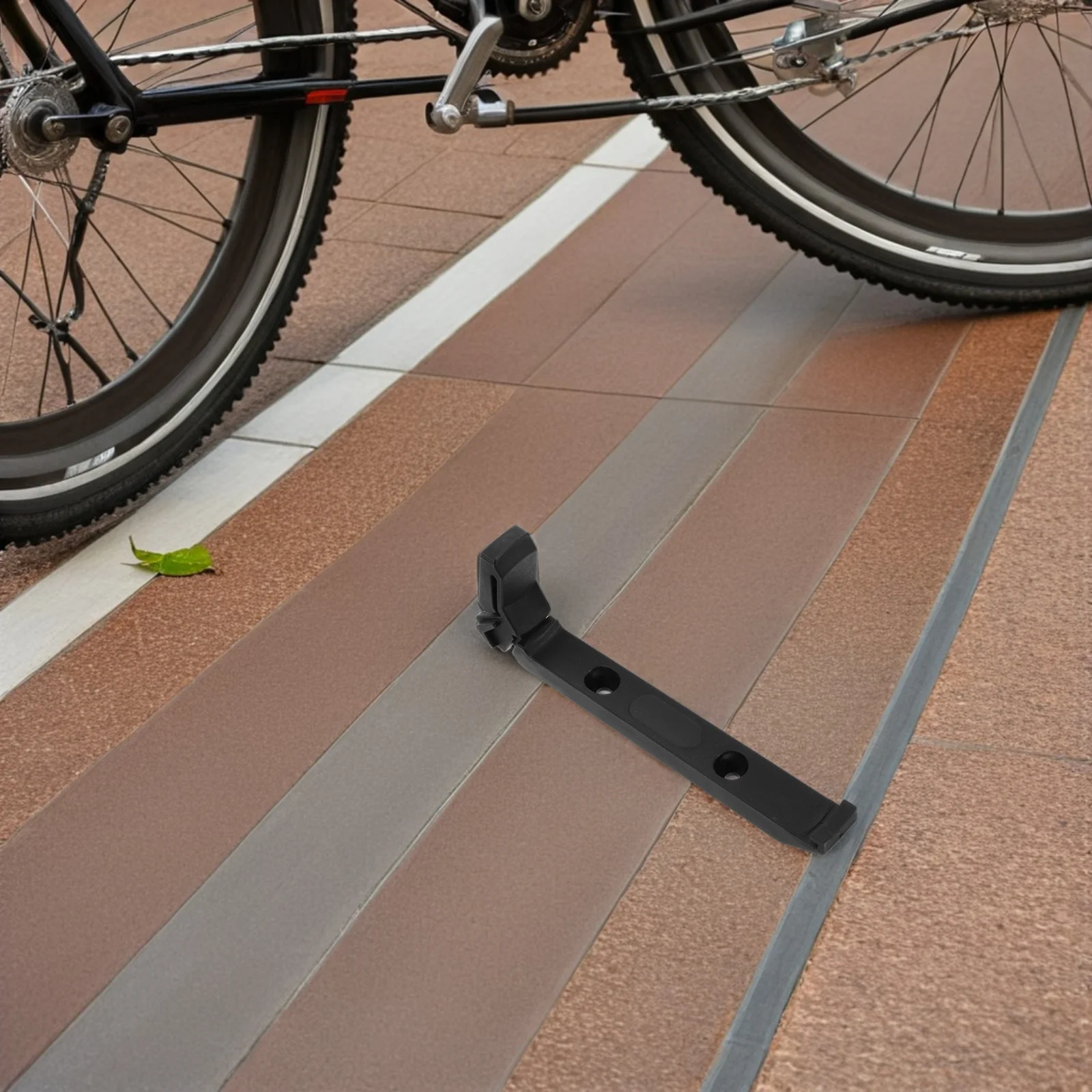 Universal Bike Water Bottle Cage Lightweight Elastic Clamp Bicycle Bottle Holder for Mountain Road Bicycle Scooter Stroller 
Universal Bike Water Bottle Cage Lightweight Elastic Clamp Bicycle Bottle Holder for Mountain Road Bicycle Scooter Stroller