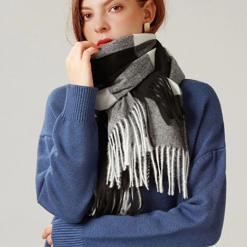 Brand Bandana Pashmina Tassel Sweater Tops Warm Women Plaid Scarf Warm Shawl Wrap Autumn Winter Shawl Scarf Korean Style Scarf
Brand Bandana Pashmina Tassel Sweater Tops Warm Women Plaid Scarf Warm Shawl Wrap Autumn Winter Shawl Scarf Korean Style Scarf