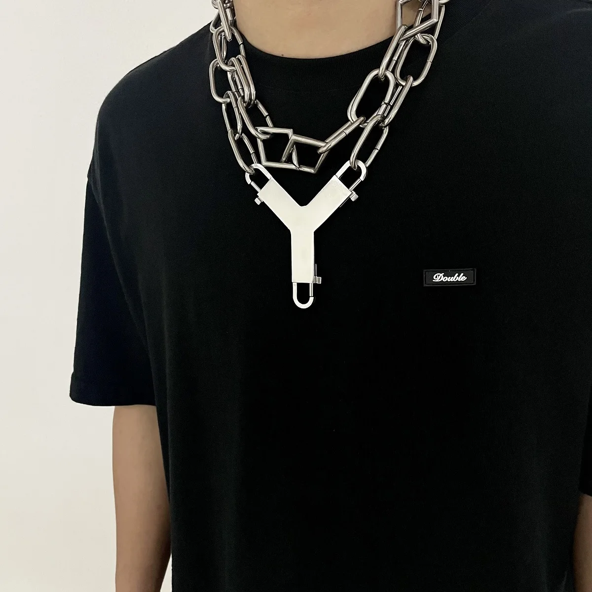 G-Overshare neutral hip-hop independent Y-shaped RO necklace dark personality thick chain collarbone chain
G-Overshare neutral hip-hop independent Y-shaped RO necklace dark personality thick chain collarbone chain
