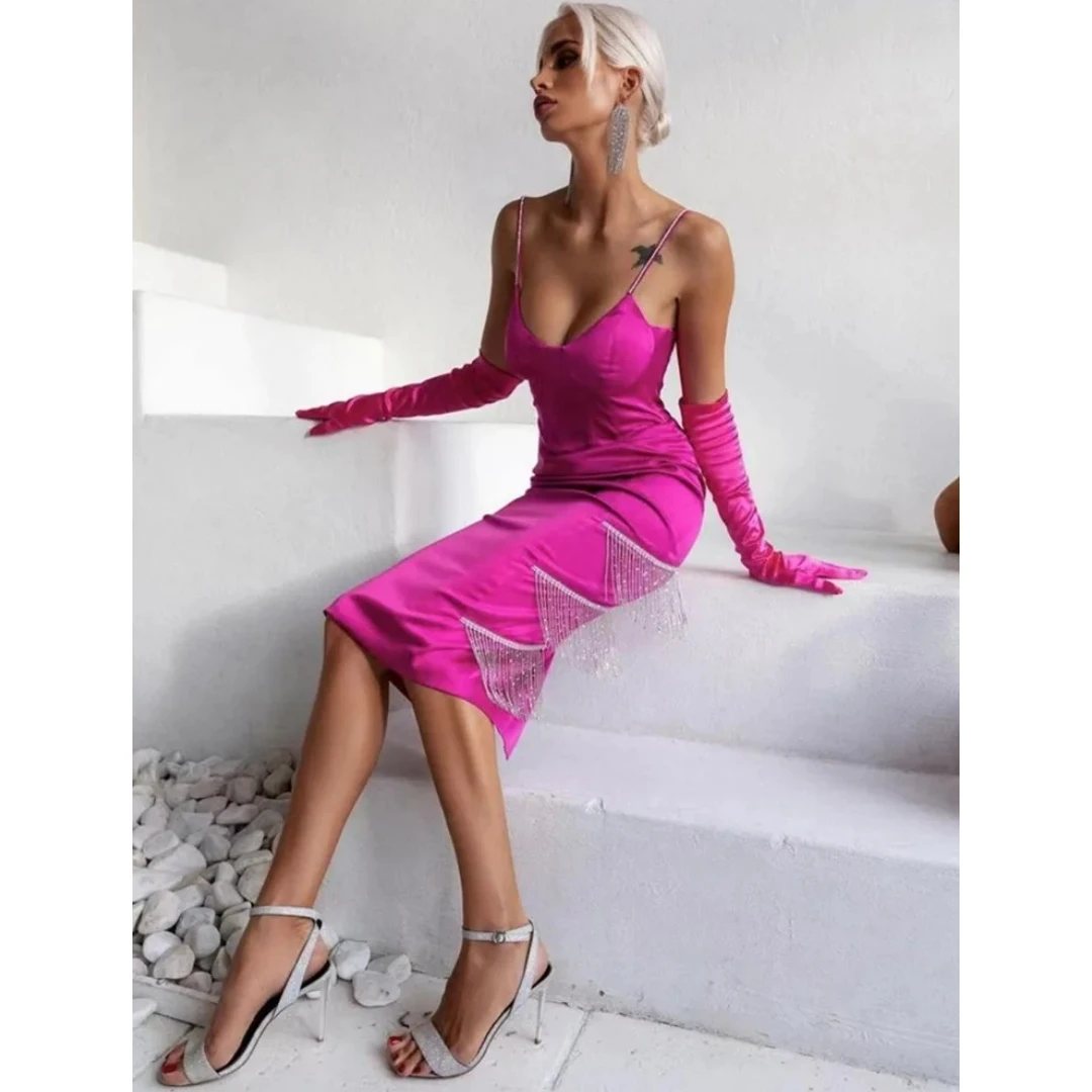Women Sexy Backless Diamonds Crystal Tassel Hot Pink Midi Bodycon Bandage Dress 2024 Elegant Evening Party Club Birthday Dress
Women Sexy Backless Diamonds Crystal Tassel Hot Pink Midi Bodycon Bandage Dress 2024 Elegant Evening Party Club Birthday Dress