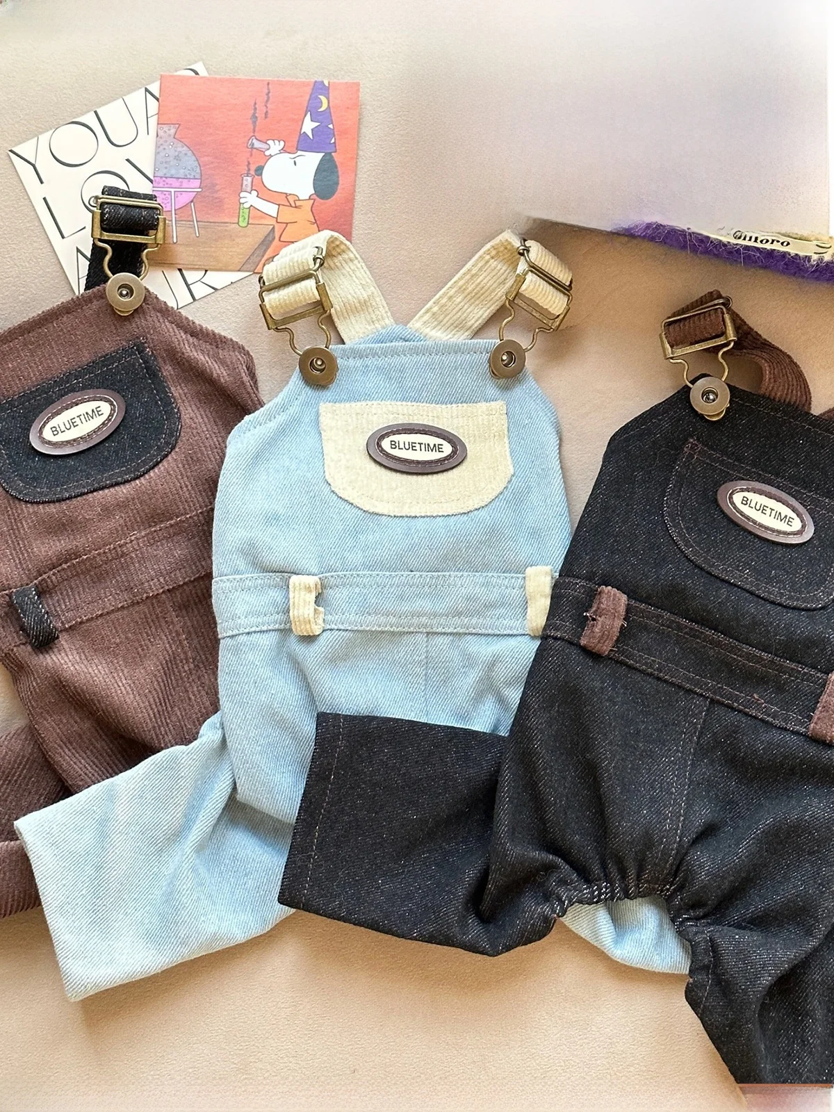 American Sle Dog Jeans Pants Autumn Winter New Arrival Pet Clothes Pomeranian Yorkie Four Legged Suit Blue Time Brand
American Sle Dog Jeans Pants Autumn Winter New Arrival Pet Clothes Pomeranian Yorkie Four Legged Suit Blue Time Brand