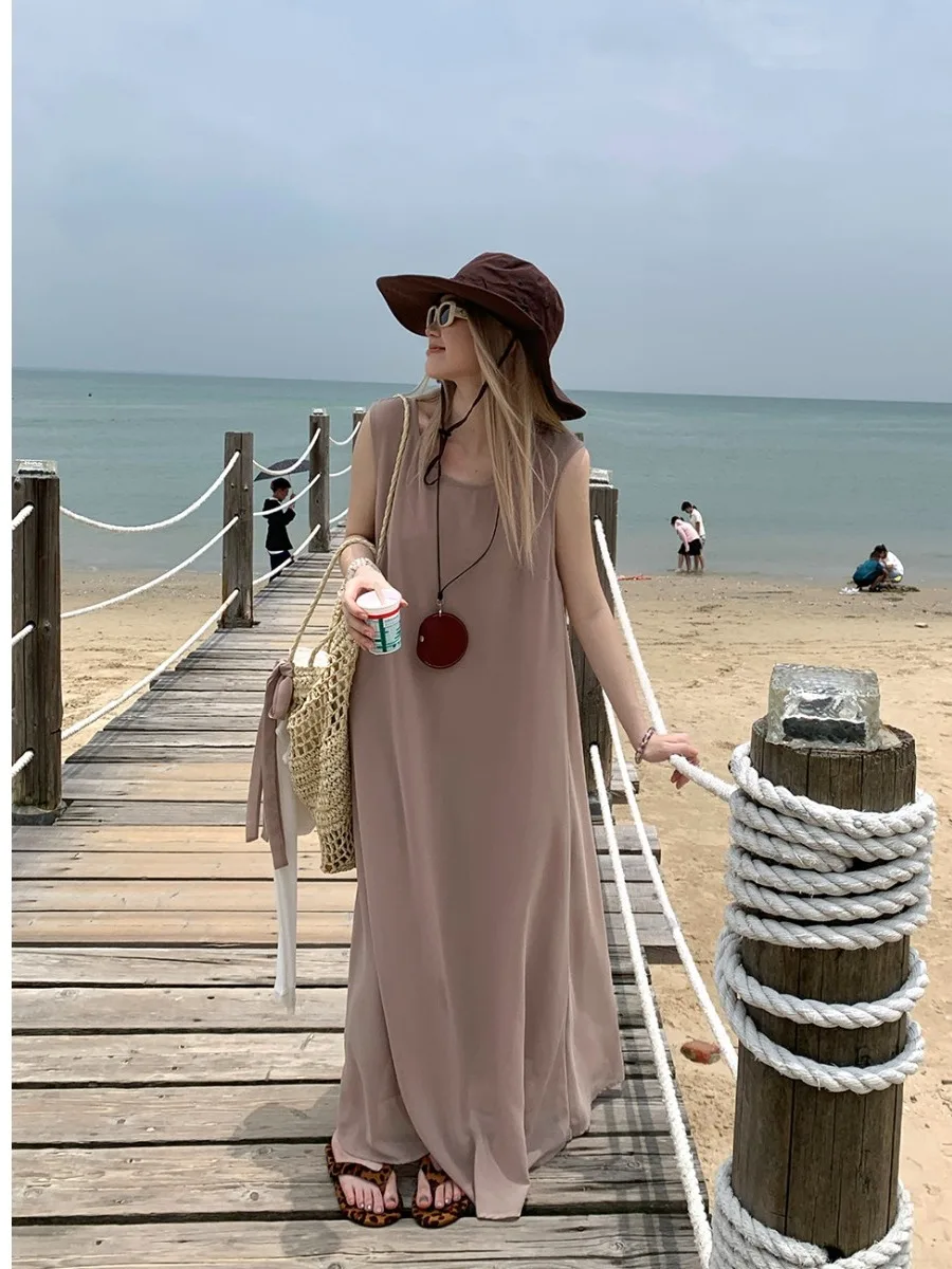 plus Size Casual Sleeveless Vest Dress Women Summer New Slimming Thin Sun Protection T-Shirt Trendy High Waist A-Line Skirt
plus Size Casual Sleeveless Vest Dress Women Summer New Slimming Thin Sun Protection T-Shirt Trendy High Waist A-Line Skirt