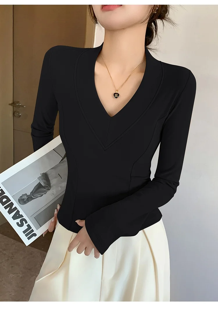 Velvet Bottom Layer Top Long- Sleeve Versatile Slim-Fit Flattering Undergarment Soft Durable V-Neck Solid
Velvet Bottom Layer Top Long- Sleeve Versatile Slim-Fit Flattering Undergarment Soft Durable V-Neck Solid