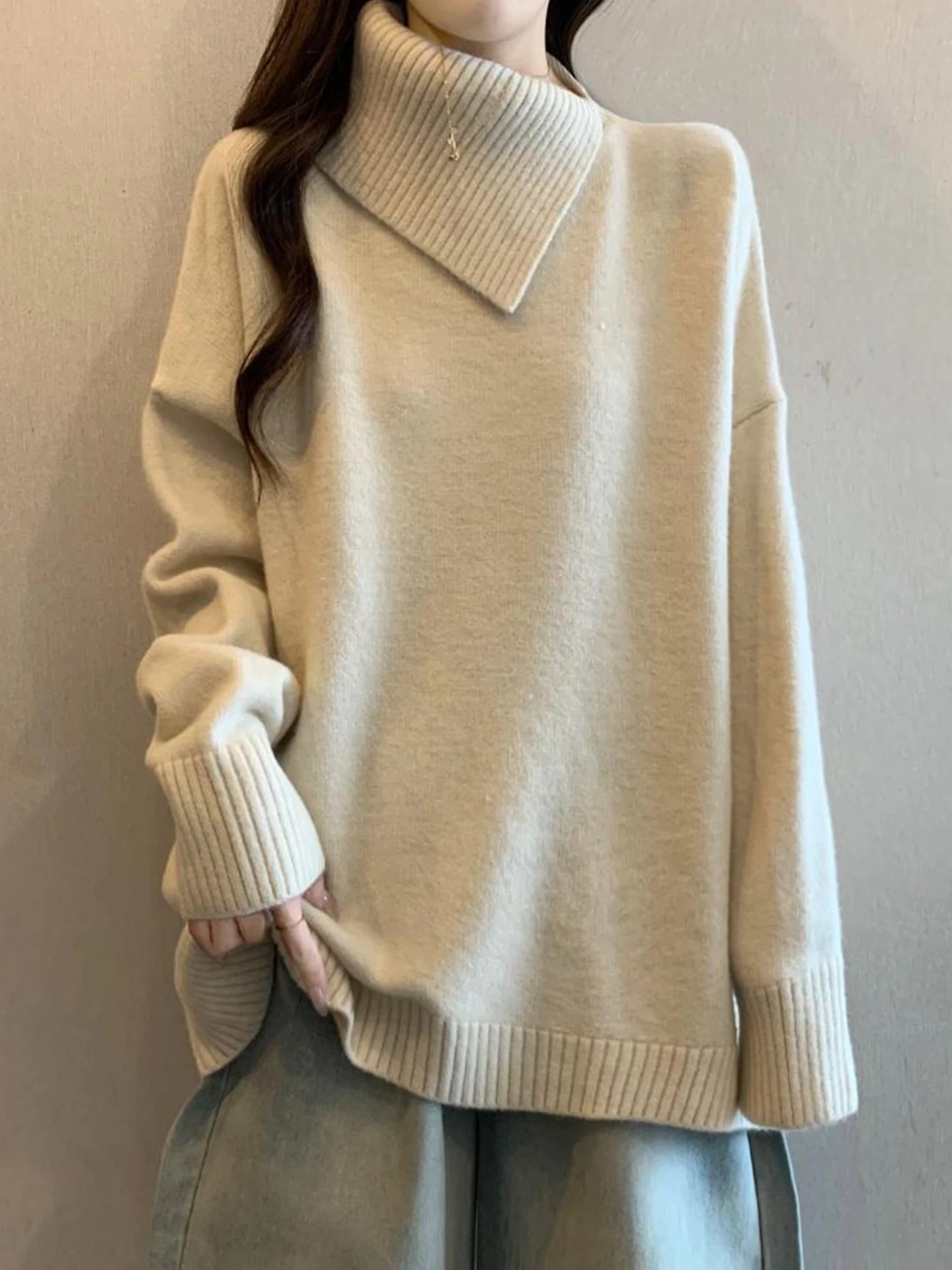 Свободный корейский женский вязаный свитер с воротником, осенне-зимний, больших размеров, скрывающий живот, в стиле Lazy Sle, средней длины
Свободный корейский женский вязаный свитер с воротником, осенне-зимний, больших размеров, скрывающий живот, в стиле Lazy Sle, средней длины