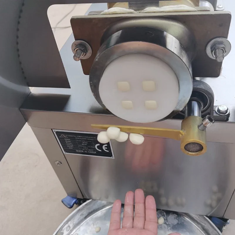 Commercial Dough Divider Machine Pizza Bread Rounder Dough Cutting Machine Stainless Steel Dough Extruder
Commercial Dough Divider Machine Pizza Bread Rounder Dough Cutting Machine Stainless Steel Dough Extruder