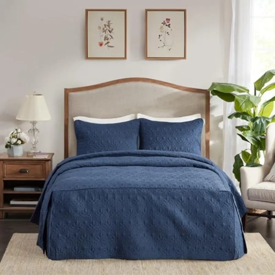 Quebec Split Corner Quilted Bedspread Classic Traditional Design All Season Lightweight Bedding Set Matching Shams Damask Quilt
Quebec Split Corner Quilted Bedspread Classic Traditional Design All Season Lightweight Bedding Set Matching Shams Damask Quilt