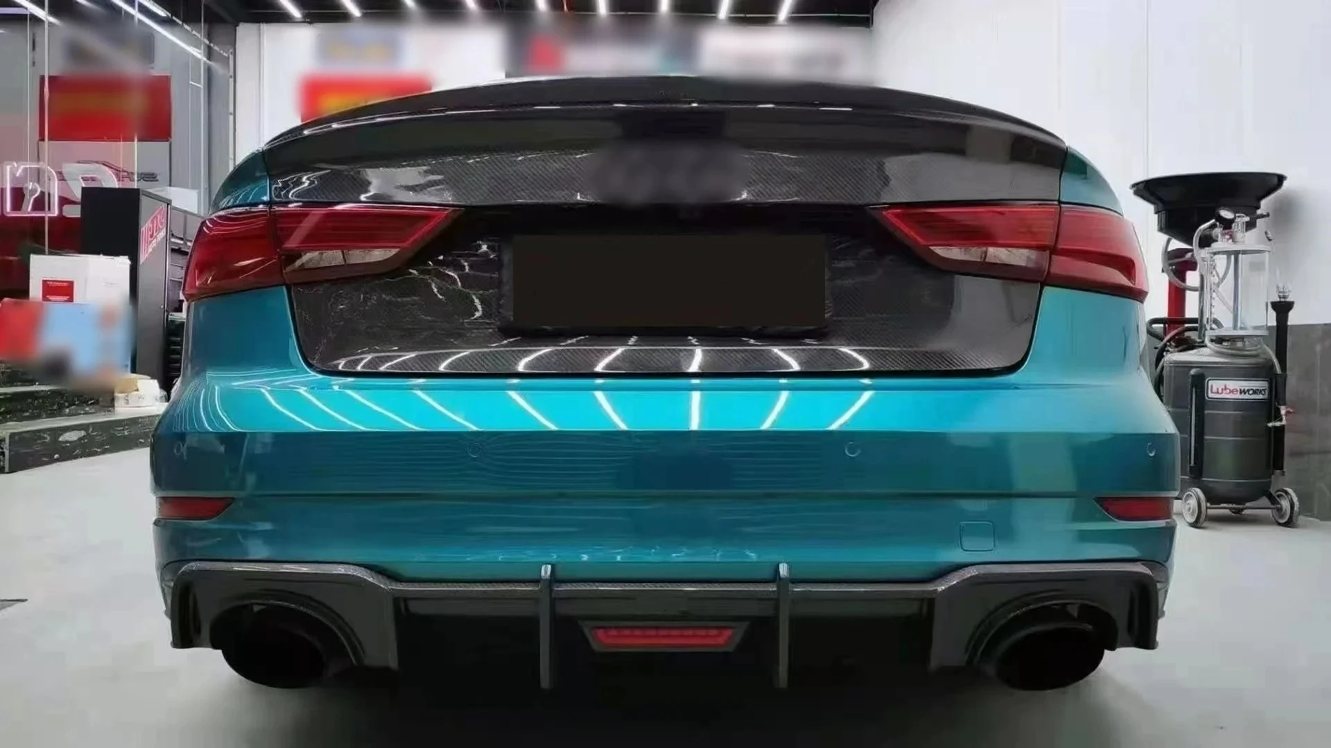 Superior-Quality FORAudi RS3 2017-2019 KB Style Rear Trunk Lid Dry Carbon Fiber
Superior-Quality FORAudi RS3 2017-2019 KB Style Rear Trunk Lid Dry Carbon Fiber