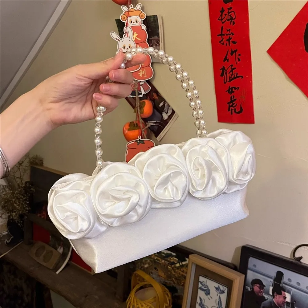 Luxury Satin Floral Square Bag Women Fashion Pearl Beading Evening Handbag Ladies Wedding Party Shoulder Bag Elegant Retro Style
Luxury Satin Floral Square Bag Women Fashion Pearl Beading Evening Handbag Ladies Wedding Party Shoulder Bag Elegant Retro Style