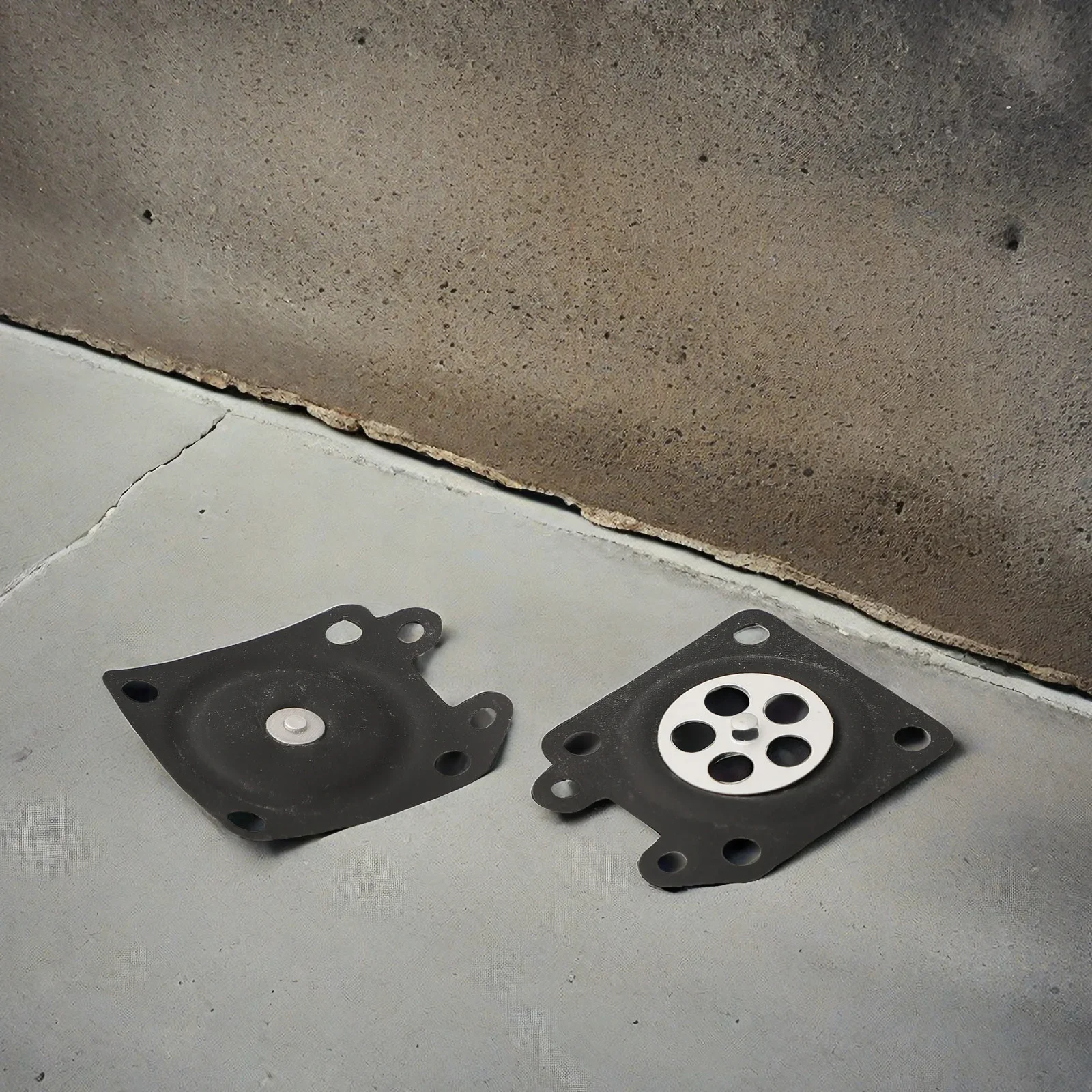Hot High Quality Diaphragms 20x 28*33mm 95-526 Lawnmower Professional Replacement 1.1*1.3inches 20pcs/Set Rubber
Hot High Quality Diaphragms 20x 28*33mm 95-526 Lawnmower Professional Replacement 1.1*1.3inches 20pcs/Set Rubber