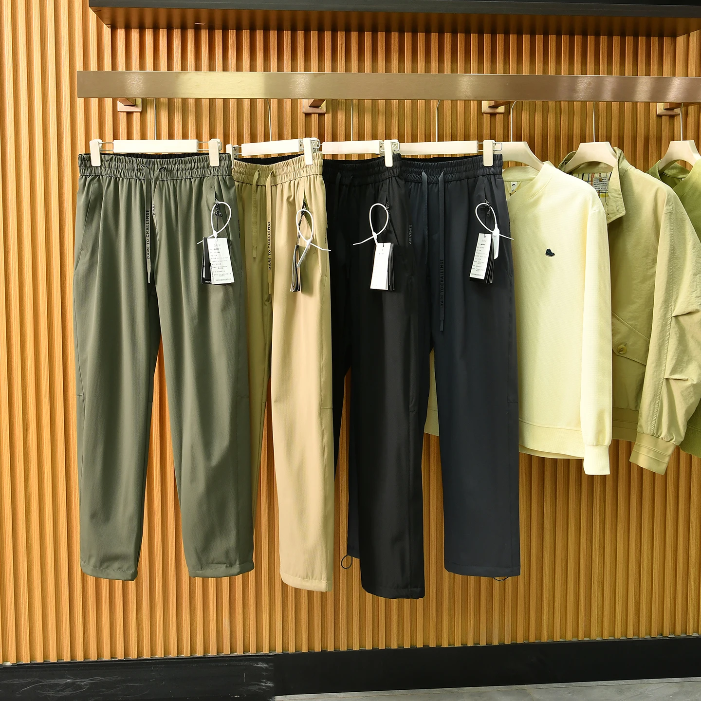 Thickened Fleece Outdoor Men's Casual Pants Elastic Waist Straight Leg Long Trousers Waterproof Autumn Winter Leisure Sports
Thickened Fleece Outdoor Men's Casual Pants Elastic Waist Straight Leg Long Trousers Waterproof Autumn Winter Leisure Sports