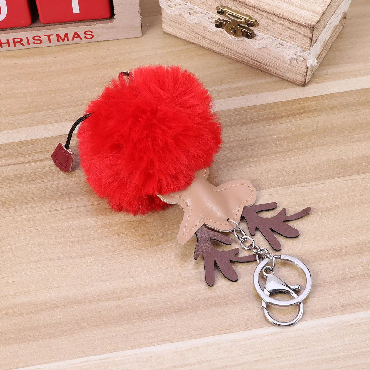 1pc Christmas Elk Keychain Premium Metal Ball Cartoon Reindeer Hanging Pendant For Bag Phone Purse Backpack Decor Gift Key Ring
1pc Christmas Elk Keychain Premium Metal Ball Cartoon Reindeer Hanging Pendant For Bag Phone Purse Backpack Decor Gift Key Ring