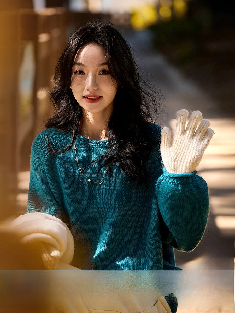 Мягкий вязаный свитер из шерсти фуфу для женщин: свободный крой, повседневный стиль, зимний вариант
Мягкий вязаный свитер из шерсти фуфу для женщин: свободный крой, повседневный стиль, зимний вариант