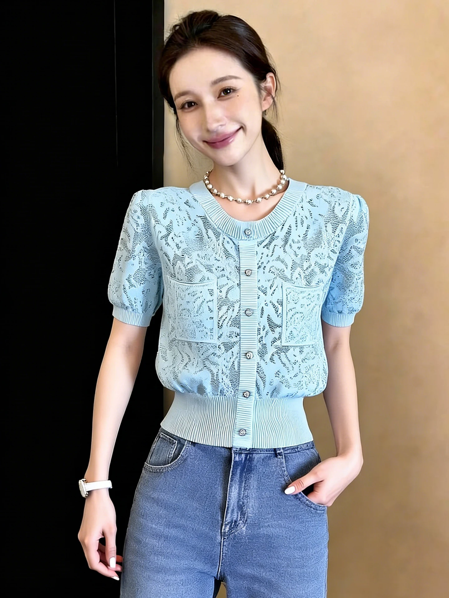 Unique Lace Embroidered Short Sleeve Knitted Top round Neck Fashionable Women's Summer Spring Breathable Versatile Elegant Ag...
Unique Lace Embroidered Short Sleeve Knitted Top round Neck Fashionable Women's Summer Spring Breathable Versatile Elegant Ag...