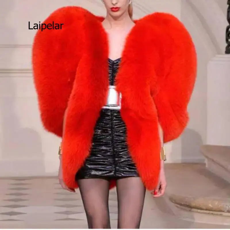 Autumn Winter Heart Pattern Personality O Collar Sleeveless Exaggeration Coat Women Fashion Tide
Autumn Winter Heart Pattern Personality O Collar Sleeveless Exaggeration Coat Women Fashion Tide