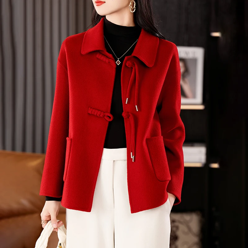 Короткое женское пальто с китайским узлом на пуговицах и воротником-поло, двустороннее шерстяное пальто из 100% чистой шерсти, модная куртка, топ
Короткое женское пальто с китайским узлом на пуговицах и воротником-поло, двустороннее шерстяное пальто из 100% чистой шерсти, модная куртка, топ