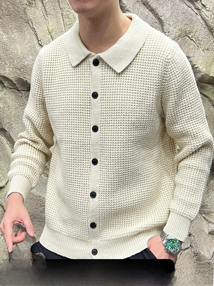 Итальянский винтажный мужской вязаный кардиган, пальто из смесовой шерсти, длинный све, с откидным воротником, модная осенне-зимняя верхняя одежда
Итальянский винтажный мужской вязаный кардиган, пальто из смесовой шерсти, длинный све, с откидным воротником, модная осенне-зимняя верхняя одежда