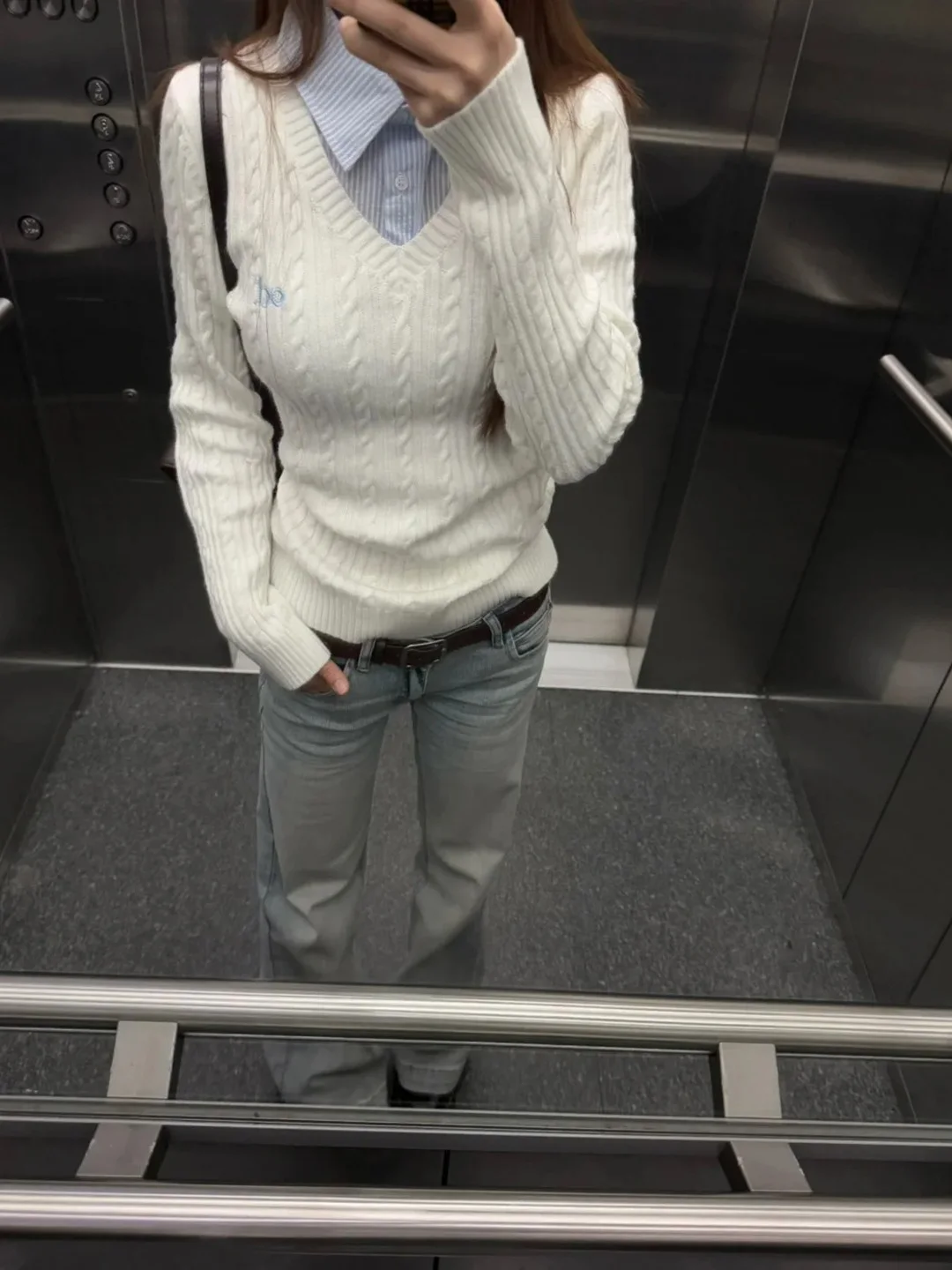American College Style Women's Knitted Sweater Autumn Winter Slim Fit Shirt Collar Twist Pseudo Two-Piece Versatile Top
American College Style Women's Knitted Sweater Autumn Winter Slim Fit Shirt Collar Twist Pseudo Two-Piece Versatile Top