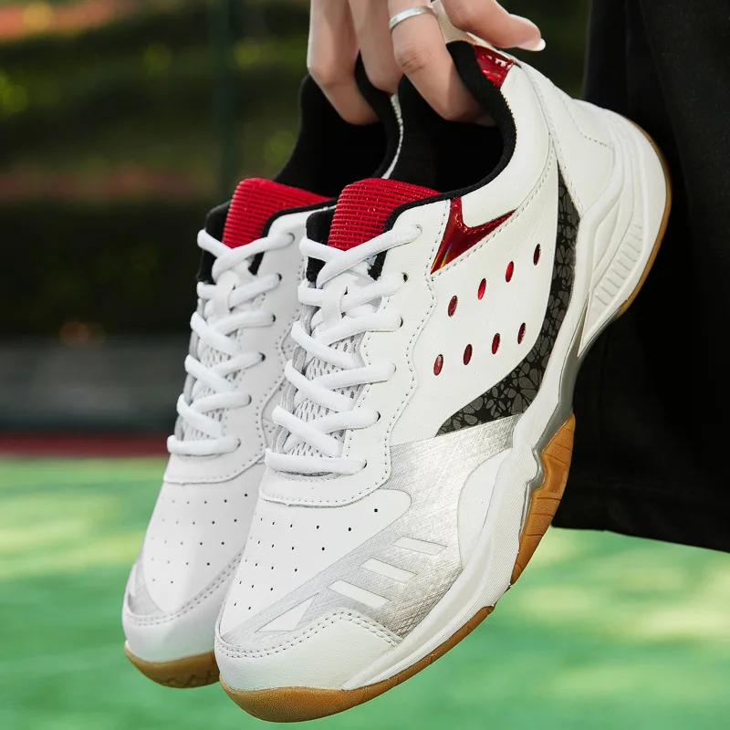 New Outdoor Sports Badminton Shoes Men's Women's Training Shoes Tennis Racket Smear Cross-Border Send Pro Sports Shoes
New Outdoor Sports Badminton Shoes Men's Women's Training Shoes Tennis Racket Smear Cross-Border Send Pro Sports Shoes