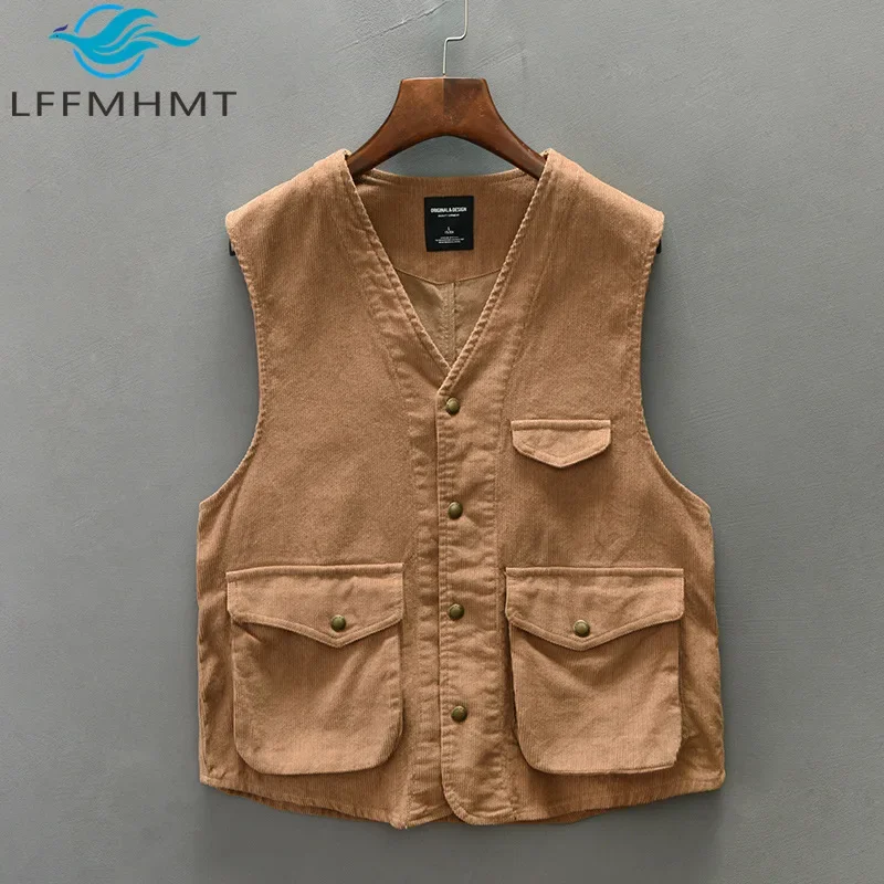 Z106 Spring Autumn Fashion Men's Good Quality Multi-pocket Waistcoat Solid Color Vintage Sleeveless Cargo Vest V-neck Tops Male
Z106 Spring Autumn Fashion Men's Good Quality Multi-pocket Waistcoat Solid Color Vintage Sleeveless Cargo Vest V-neck Tops Male