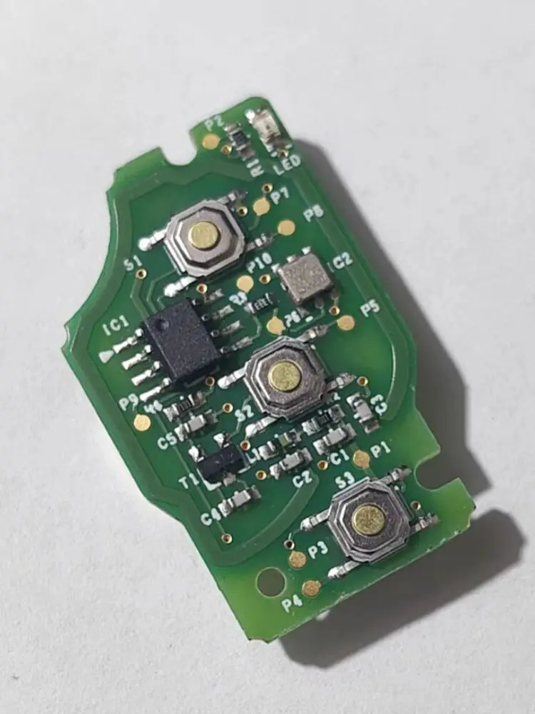 Для SAIC Maxus v80 пульт дистанционного управления аккумуляторный чип печатная плата ключа автомобиля зажигание и пусковой чип-приемник
Для SAIC Maxus v80 пульт дистанционного управления аккумуляторный чип печатная плата ключа автомобиля зажигание и пусковой чип-приемник